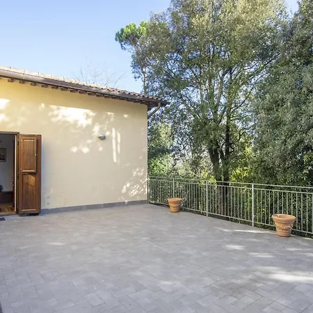 In Near Castello Bufalini Holiday home